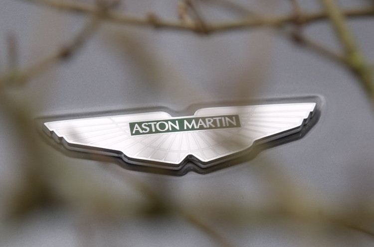 Aston Martin скоротить 500 робочих місць Aston Martin скоротить 500 робочих місць
