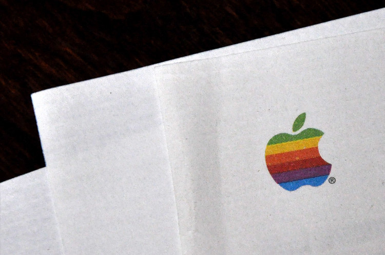 ЄК розпочала одразу два антимонопольних розслідувань проти Apple ЄК розпочала одразу два антимонопольних розслідувань проти Apple