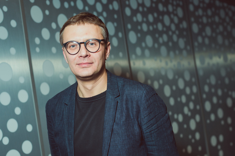 Гендиректор кинокомпании «Артхаус Трафик»: «Если работа и отдых – онлайн, люди в конце концов устают» Гендиректор кинокомпании «Артхаус Трафик»: «Если работа и отдых – онлайн, люди в конце концов устают»
