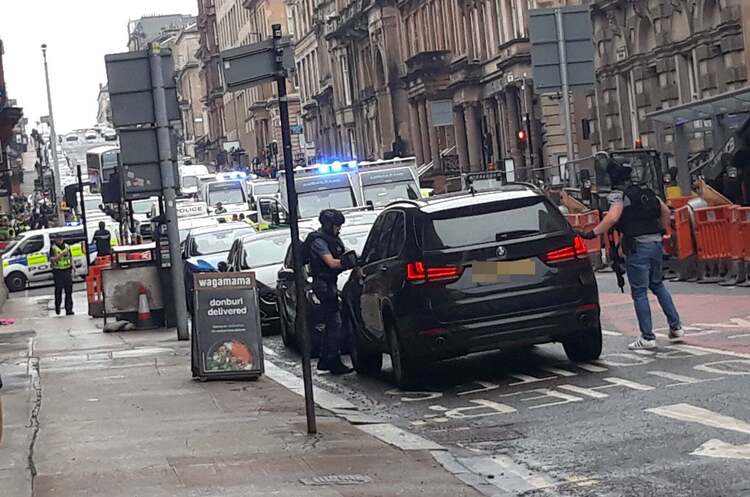 фото @ScotsPolFed Напад з ножем у готелі в центрі Глазго: що відомо на даний момент
