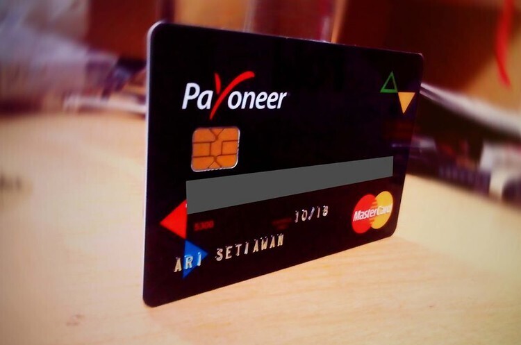  볺       Payoneer,     Wirecard