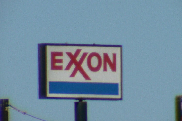 Exxon Mobil повідомила про рекордно низькі квартальні показники Exxon Mobil повідомила про рекордно низькі квартальні показники