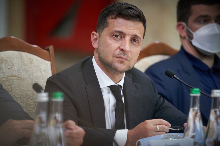 Зеленський: У Нацбанку дуже жорстка монетарна політика Зеленський: У Нацбанку дуже жорстка монетарна політика