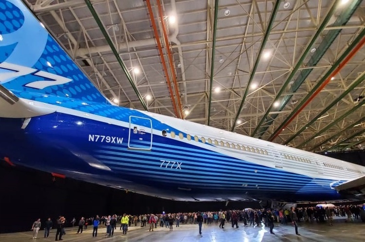 фото Boeing Boeing удвічі скоротить виробництво літаків