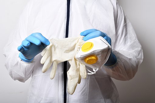Уряд виділив кошти на підвищення зарплат медикам Уряд виділив кошти на підвищення зарплат медикам