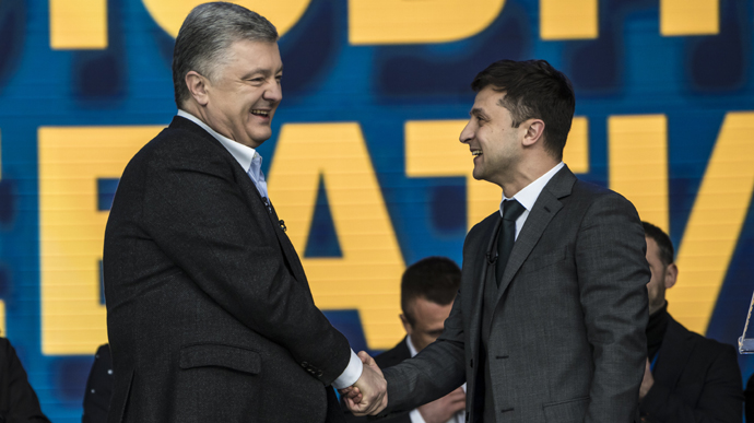 НАЗК перевіряє декларації Зеленського і Порошенка НАЗК перевіряє декларації Зеленського і Порошенка