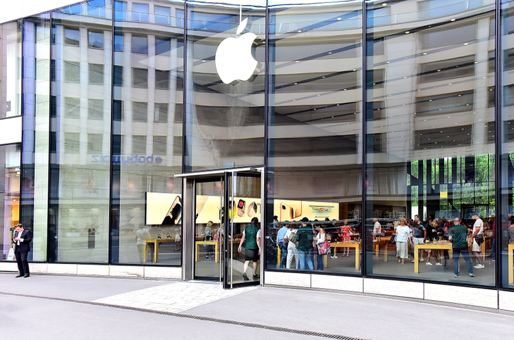 фото Shutterstock Apple відреагувала на звинувачення в монополізації ринку додатків і провела власне розслідування