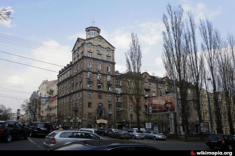 Будівля, де знаходився центральний офіс «Укрбуду», виставлена на торги Будівля, де знаходився центральний офіс «Укрбуду», виставлена на торги
