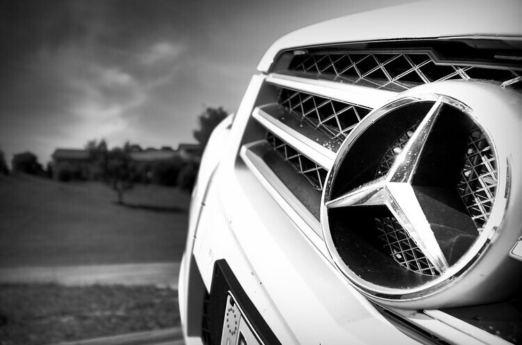 Daimler скорочує робочий час для десятків тисяч співробітників, щоб уникнути звільнень Daimler скорочує робочий час для десятків тисяч співробітників, щоб уникнути звільнень