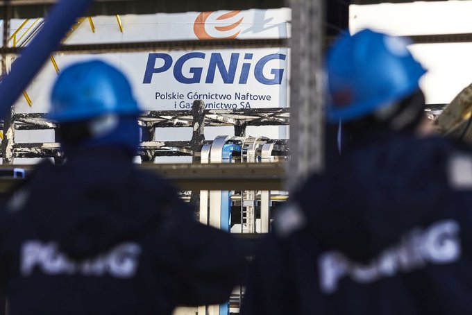 Польська PGNiG подала заявку на участь в суді по «Північному потоку – 2» Польська PGNiG подала заявку на участь в суді по «Північному потоку – 2»