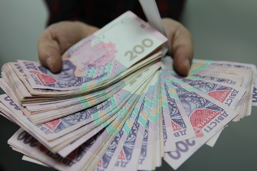 Стали відомі джерела депозитів Суркісів у ПриватБанку — розслідування Kroll Стали відомі джерела депозитів Суркісів у ПриватБанку — розслідування Kroll
