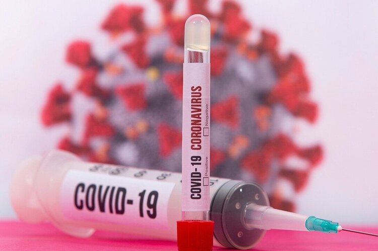 В Україні зафіксували майже 1200 нових випадків COVID-19 за добу