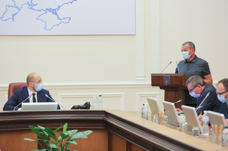 Кабмін виділив 5,6 млн грн на придбання житла для переселенців Кабмін виділив 5,6 млн грн на придбання житла для переселенців