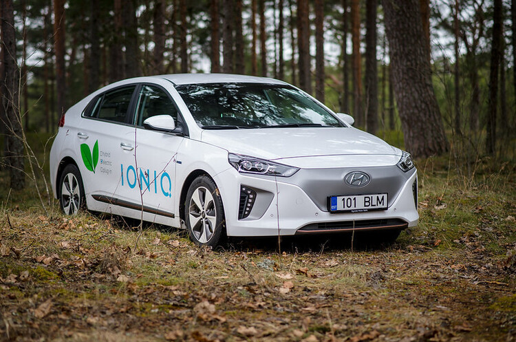 Hyundai запланував створити самостійний бренд електромобілів Hyundai запланував створити самостійний бренд електромобілів