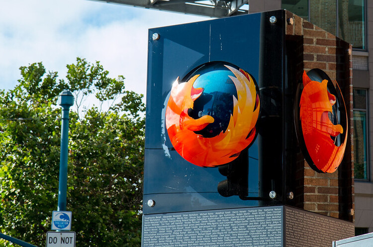 Mozilla скорочує кожного третього працівника Mozilla скорочує кожного третього працівника
