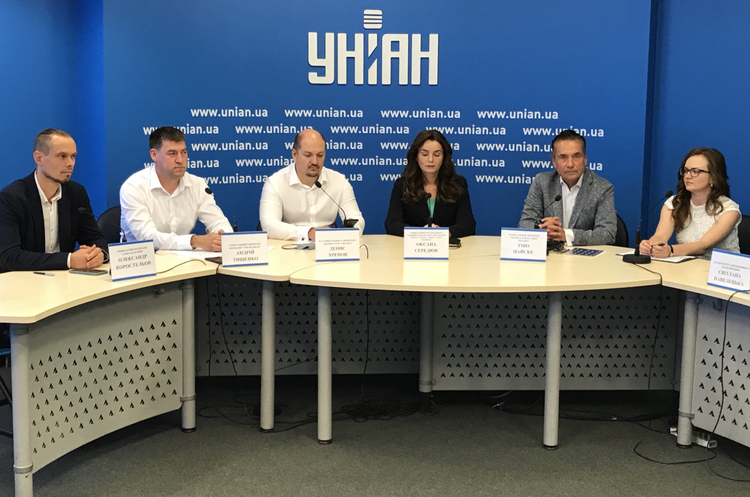 AB InBev Efes Україна та соціально відповідальний бізнес в Україні об’єднують зусилля у боротьбі з COVID-2019 AB InBev Efes Україна та соціально відповідальний бізнес в Україні об’єднують зусилля у боротьбі з COVID-2019