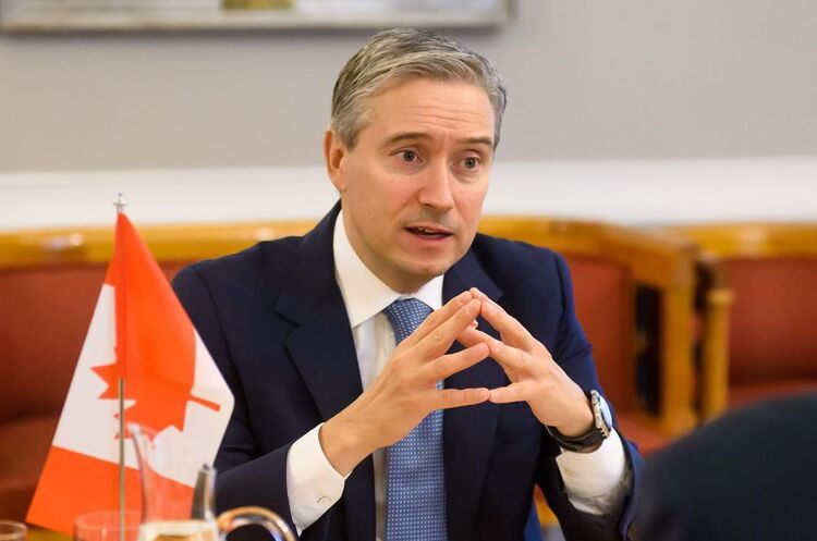 Франсуа-Філіп Шампань, міністр закордонних справ Канади Канада закликала Білорусь до проведення нових виборів