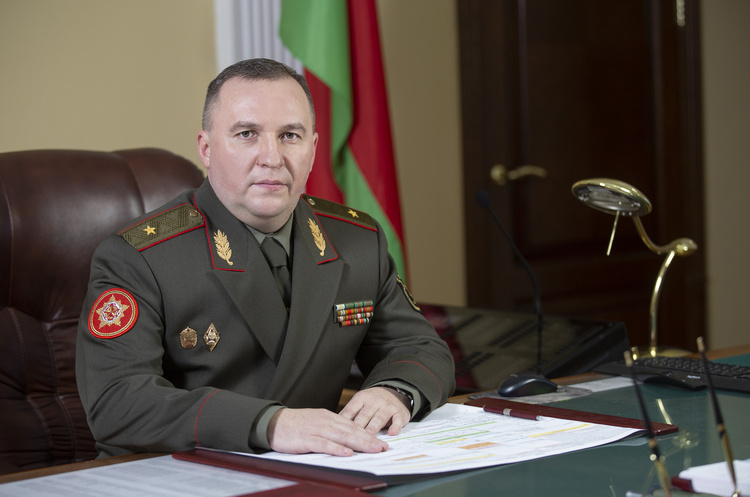 Міністр оборони Білорсі Віктор Хренін Людське життя знецінюється кожного дня – міністр оборони Білорусі
