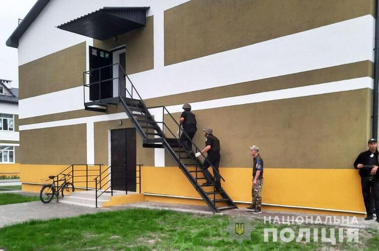 Вибух у Десні: поліція відкрила справу за статтею «вбивство» Вибух у Десні: поліція відкрила справу за статтею «вбивство»