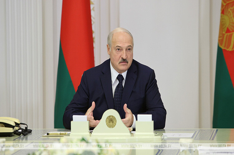 Президент Білорусі Олександр Лукашенко «Ми їм покажемо, що таке санкції» – Лукашенко обіцяє відповідь на санкційні заходи