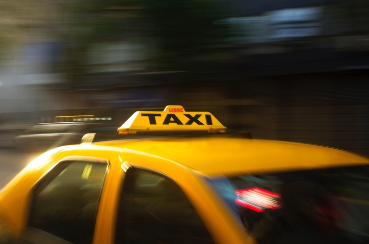 Водії таксі Bolt, Uber, Uklon купуватимуть патент – Мінінфраструктури Водії таксі Bolt, Uber, Uklon купуватимуть патент – Мінінфраструктури