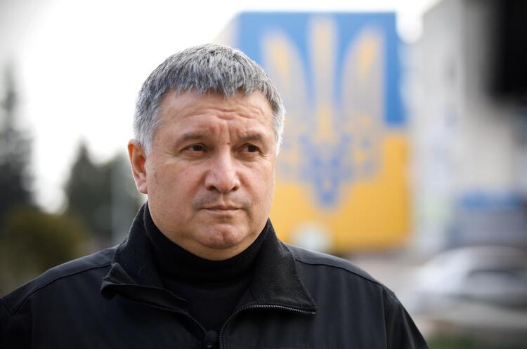 Арсен Аваков Заяви Фокіна про особливий статус для Донбасу не відповідають національним інтересам - Аваков