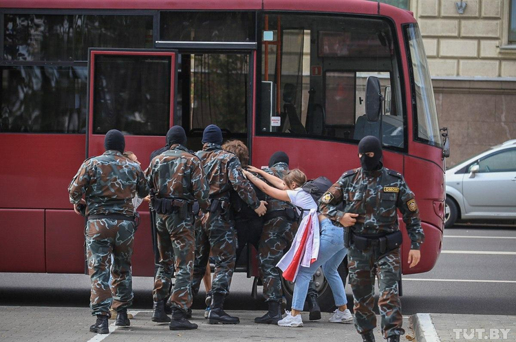 В ООН нарахували 450 випадків катування затриманих у Білорусі В ООН нарахували 450 випадків катування затриманих у Білорусі