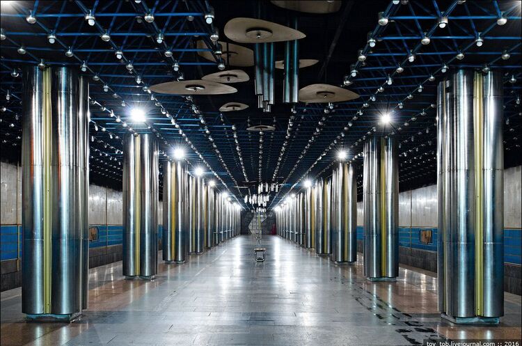Київський метрополітен оцінив збитки через жорсткий карантин у 620 млн Київський метрополітен оцінив збитки через жорсткий карантин у 620 млн