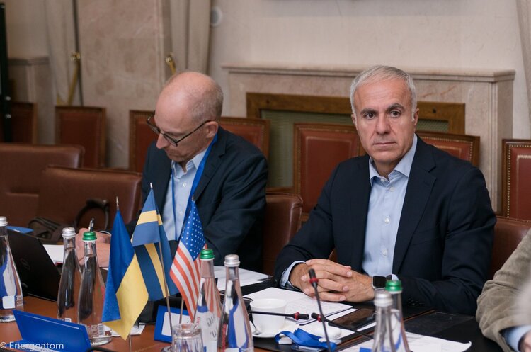 Westinghouse підтримує проект добудови енергоблоків №3 та №4 ХАЕС Westinghouse підтримує проект добудови енергоблоків №3 та №4 ХАЕС