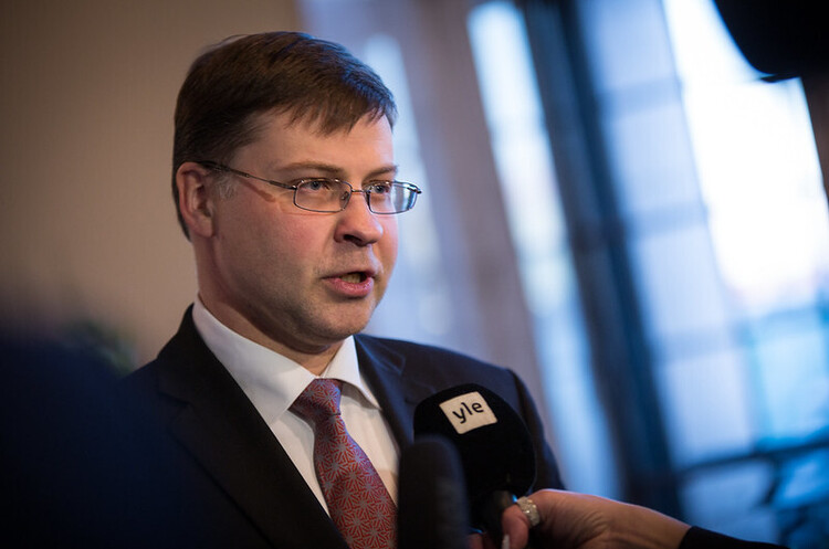 Валдіс Домбровскіс В ЄС призначили нового комісара з питань торгівлі