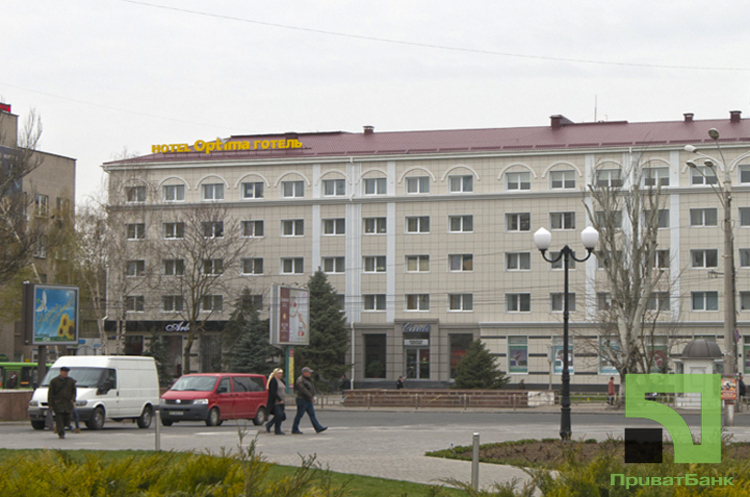 ПриватБанк продає в Херсоні майно на 52 млн грн ПриватБанк продає в Херсоні майно на 52 млн грн