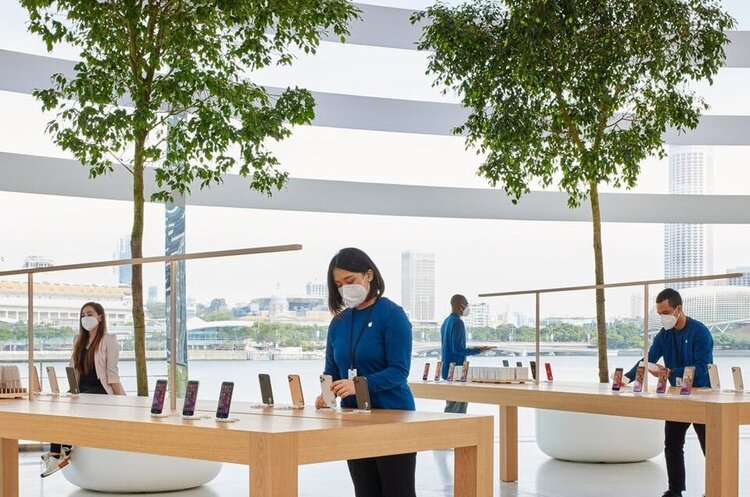 @Apple Apple розробила для співробітників захисні маски власного дизайну