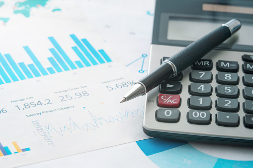 Мінфін заклав у держбюджет-2021 дефіцит понад 270 млрд грн Мінфін заклав у держбюджет-2021 дефіцит понад 270 млрд грн