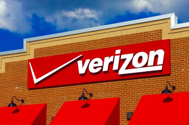 Verizon купує компанію з надання передплачених мобільних послуг майже за $7 млрд Verizon купує компанію з надання передплачених мобільних послуг майже за $7 млрд