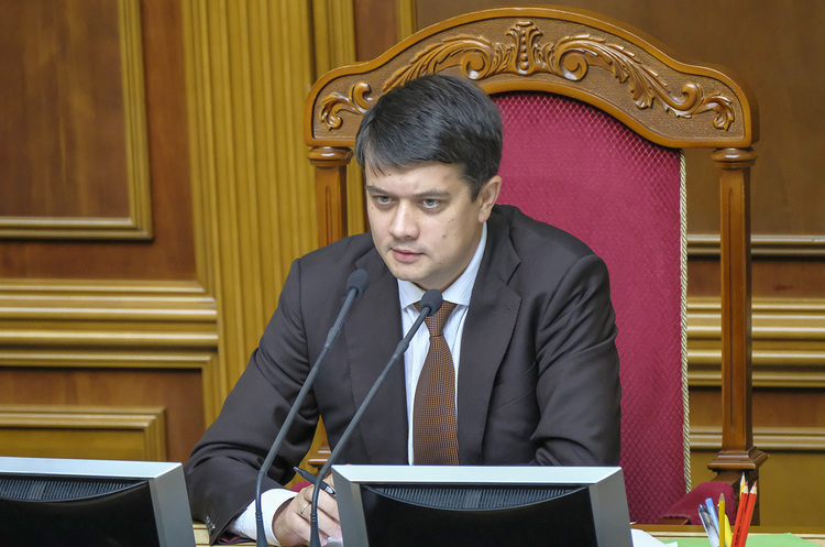 Дмитро Разумков Разумков вважає недоцільним проводити зараз кадрові зміни в Кабміні