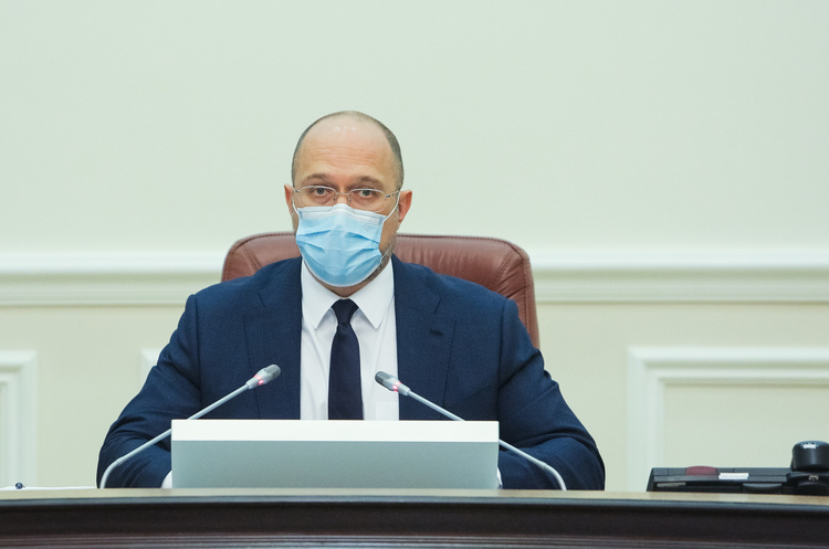 Денис Шмигаль, прем'єр-міністр Ураїни Програма пільгових кредитів буде продовжена на 2021 рік в існуючому вигляді, - Шмигаль