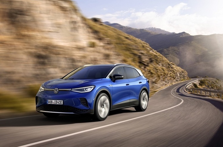 фото Volkswagen Volkswagen представила електричний кросовер ID.4 вартістю $40 000