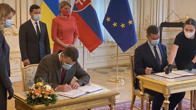 Аеропорт «Ужгород» відновить повноцінну роботу — Криклій Аеропорт «Ужгород» відновить повноцінну роботу — Криклій