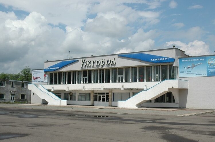 На Закарпатті планують збудувати новий аеропорт На Закарпатті планують збудувати новий аеропорт