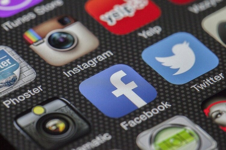 Facebook інтегрує Messenger з «діректом» в Instagram Facebook інтегрує Messenger з «діректом» в Instagram