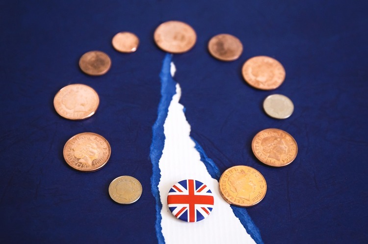 Єврокомісія подає позов проти Лондона за порушення угоди по Brexit Єврокомісія подає позов проти Лондона за порушення угоди по Brexit