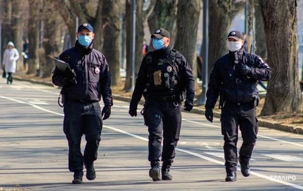 Аваков попросив ще 1,9 млрд з Фонду боротьби з COVID на доплати поліцейським Аваков попросив ще 1,9 млрд з Фонду боротьби з COVID на доплати поліцейським