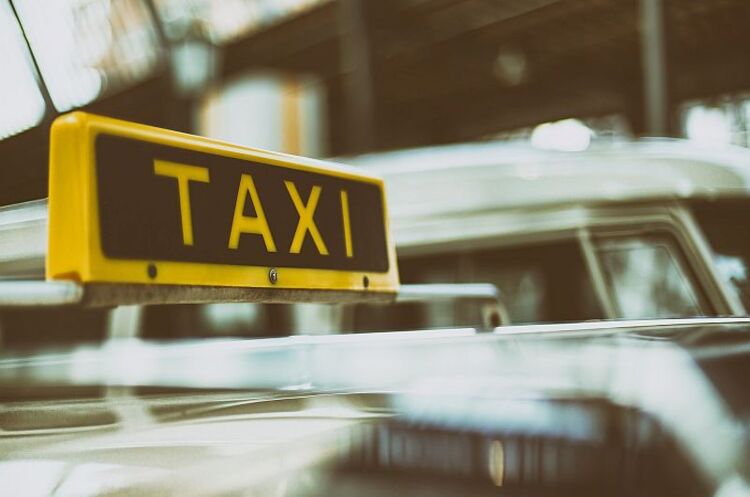 Регулятор заборонив конкуренту Uber працювати у Лондоні Регулятор заборонив конкуренту Uber працювати у Лондоні