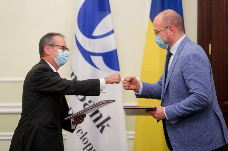 Україна та ЄБРР уклали угоду про запобігання корупції Україна та ЄБРР уклали угоду про запобігання корупції