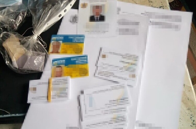 У Чернігівській області СБУ викрило угруповання, яке намагалось захопити владу і створити свою «міськраду» У Чернігівській області СБУ викрило угруповання, яке намагалось захопити владу і створити свою «міськраду»