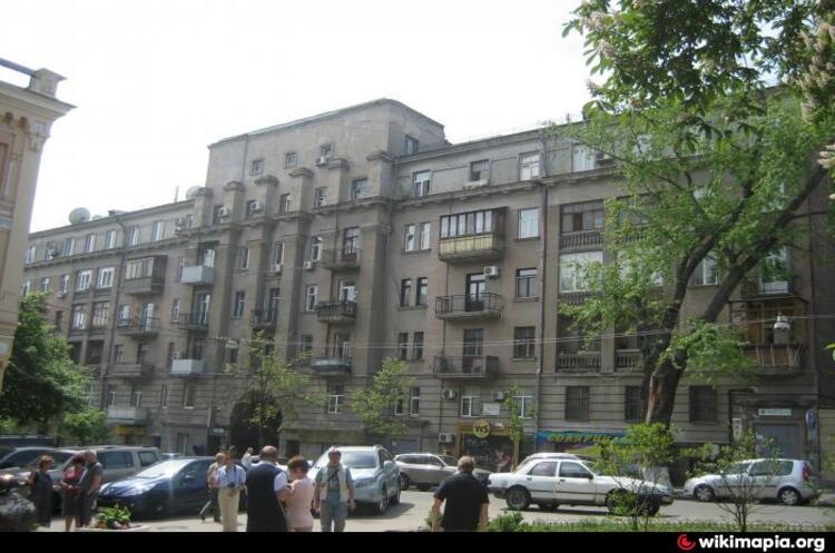 Люди Тимошенко через ОАСК відновили дозвіл на зведення 9-поверхівки біля Золотих воріт Люди Тимошенко через ОАСК відновили дозвіл на зведення 9-поверхівки біля Золотих воріт