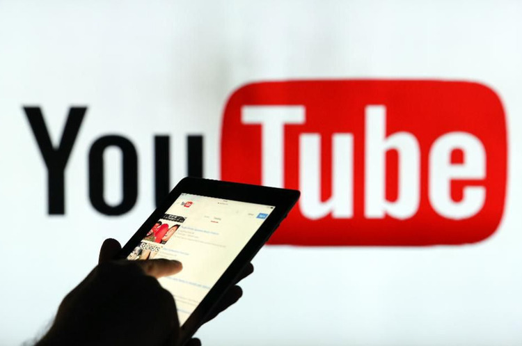 фото DR YouTube буде видаляти відео з теоріями змов, які виправдовують насильство