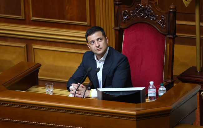 У 2021 році гральний бізнес з ліцензіями має принести в бюджет 5 млрд – Зеленський У 2021 році гральний бізнес з ліцензіями має принести в бюджет 5 млрд – Зеленський