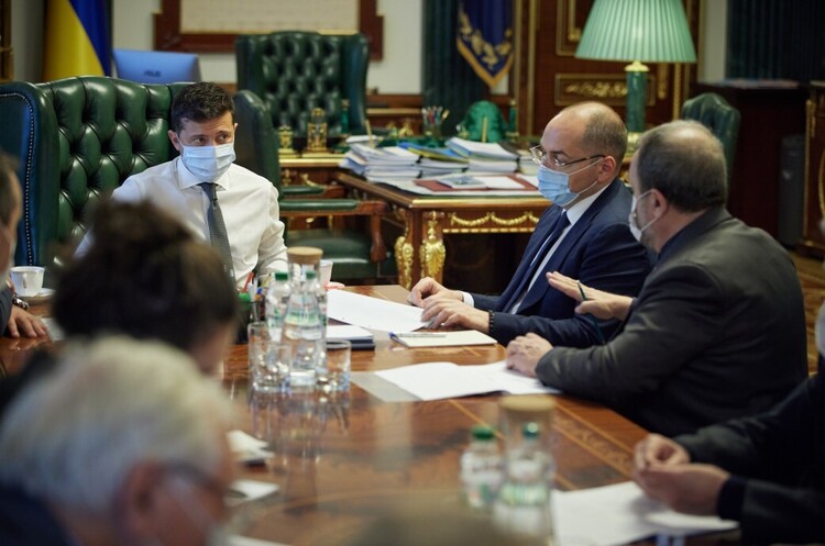 Зеленському показали результати доклінічної фази дослідження української вакцини проти COVID-19 Зеленському показали результати доклінічної фази дослідження української вакцини проти COVID-19