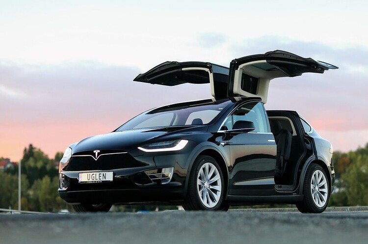 Tesla відкликає в Китаї близько 50 000 Model S і X через несправну підвіску Tesla відкликає в Китаї близько 50 000 Model S і X через несправну підвіску